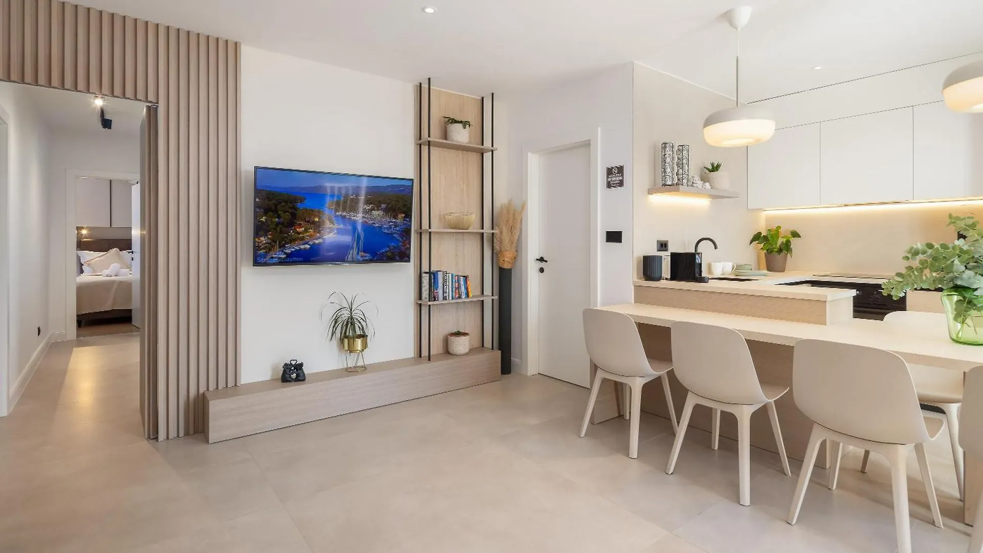 Leonela Apartment Split 0*,